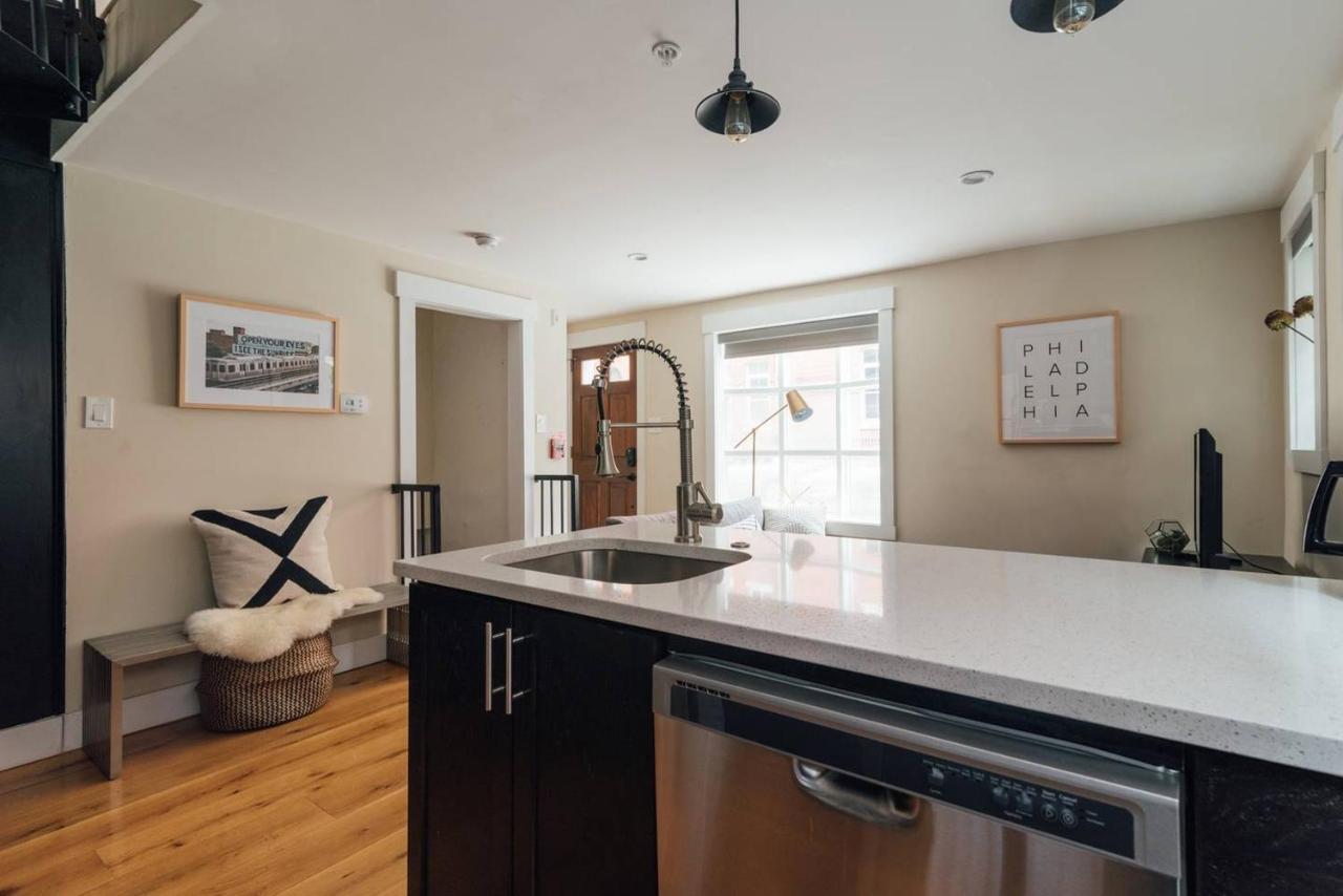 Renovated & Modern Home In Downtown Philly Filadelfia Esterno foto